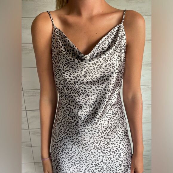 Princess Polly Cheetah Print silk dress in size 4 with adjustable straps black - Picture 2 of 10